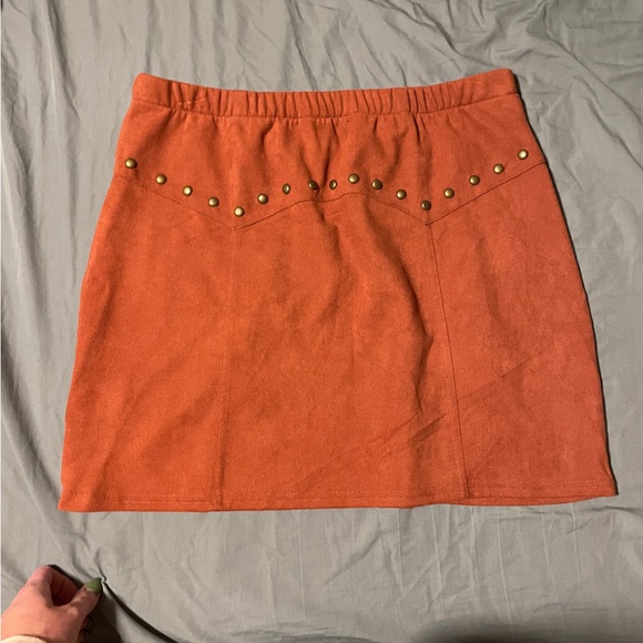 Microsuede Studded Mini Skirt by Rock & Roll Cowgirl size L (Large) rusty orange - Picture 3 of 10